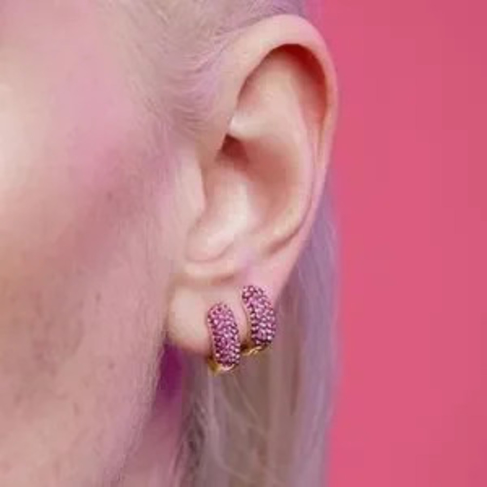 NEW?14k Gold Plated Gold and Pink Crystal Hoop Earrings - Picture 4 of 4